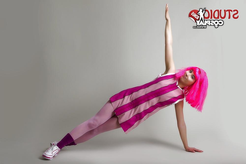 25P Cosplay - Stephanie take 2