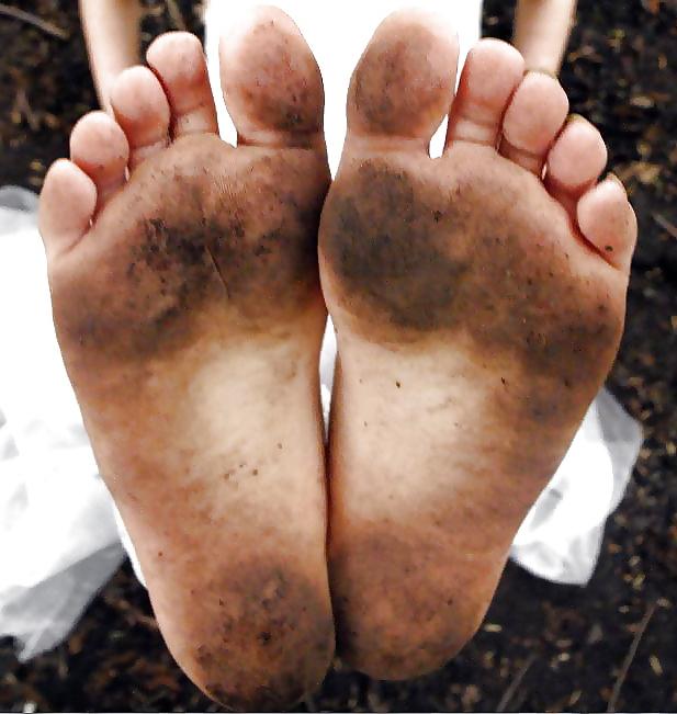 25P Feet: Dirty Soles #3