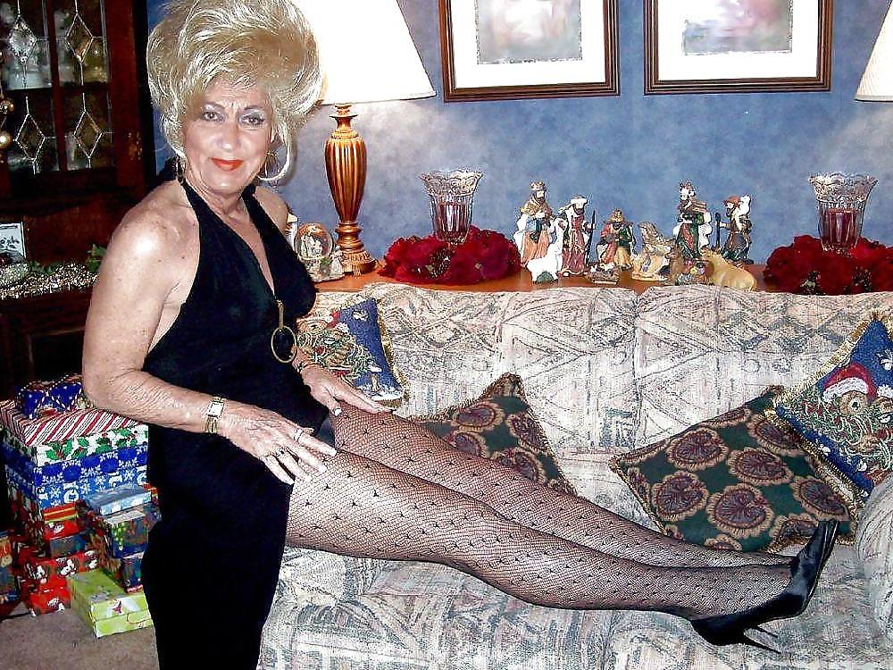 15P Pantyhose and Stockings 21 by searcher1957