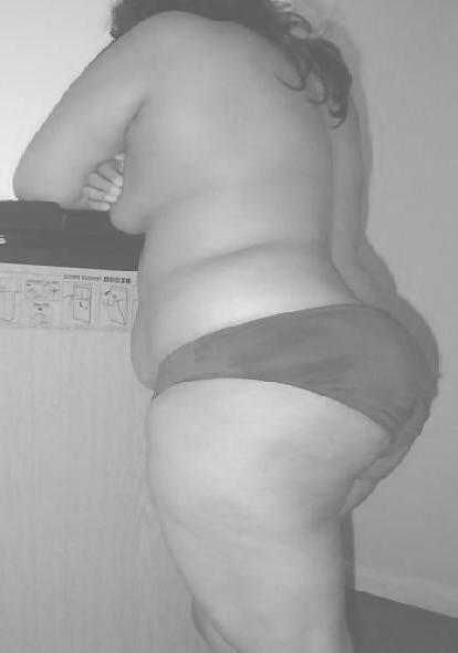 9P Indian aunty in night dress