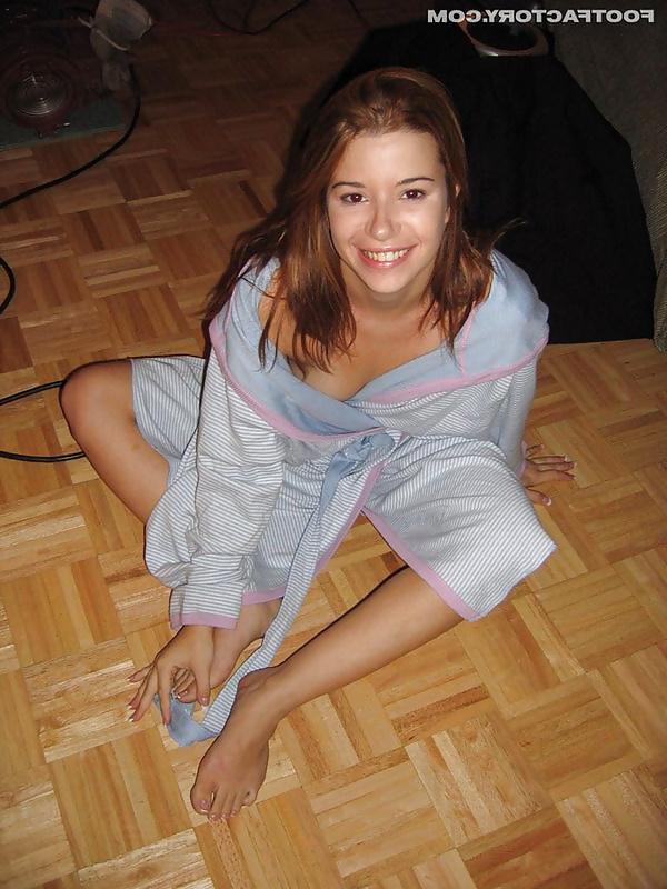 25P Random feet, footjob,... Pt 4