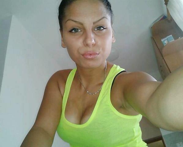 25P Serbian teen sluts