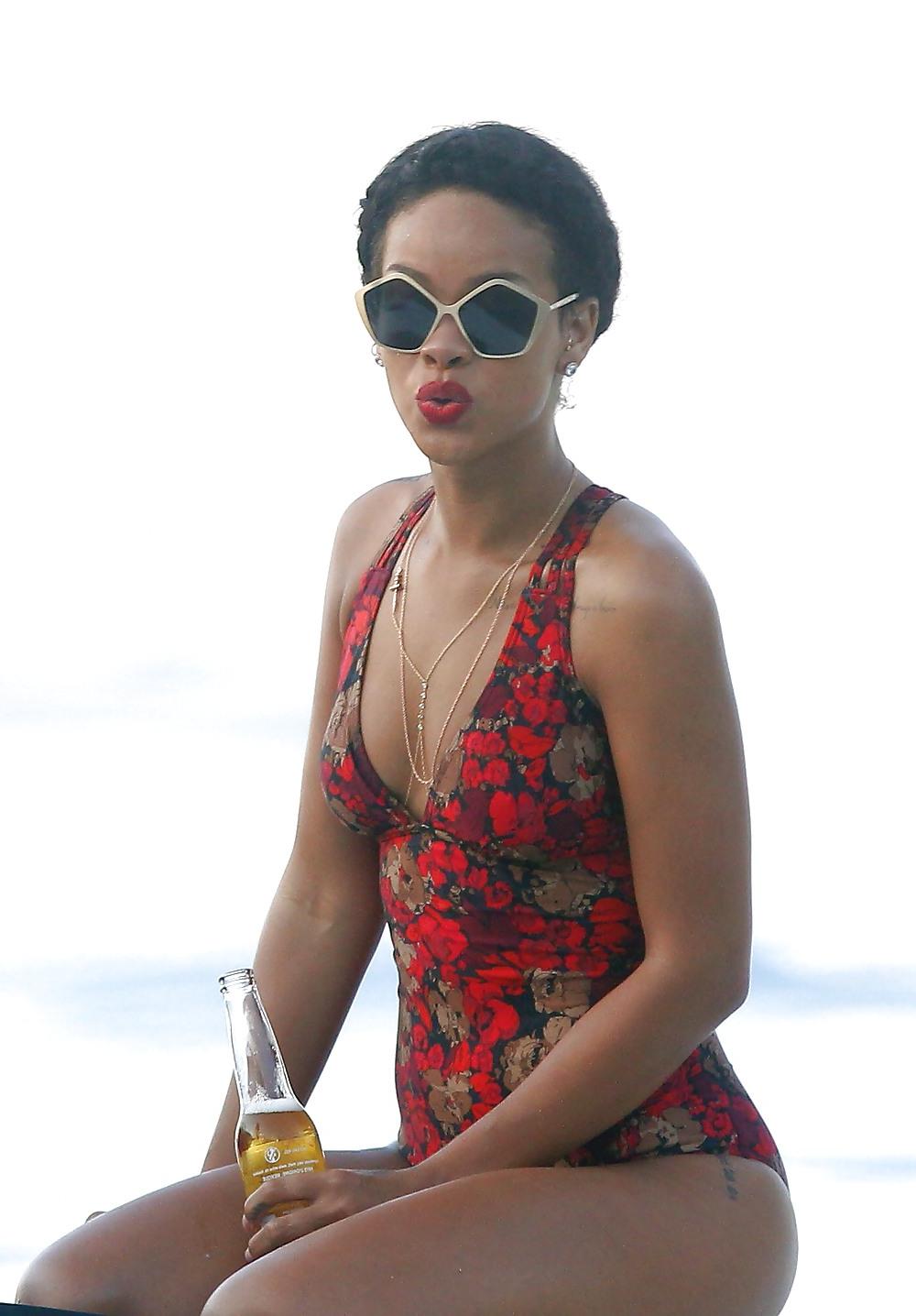 25P Rihanna swimsuit in France FUCKABLE ASS