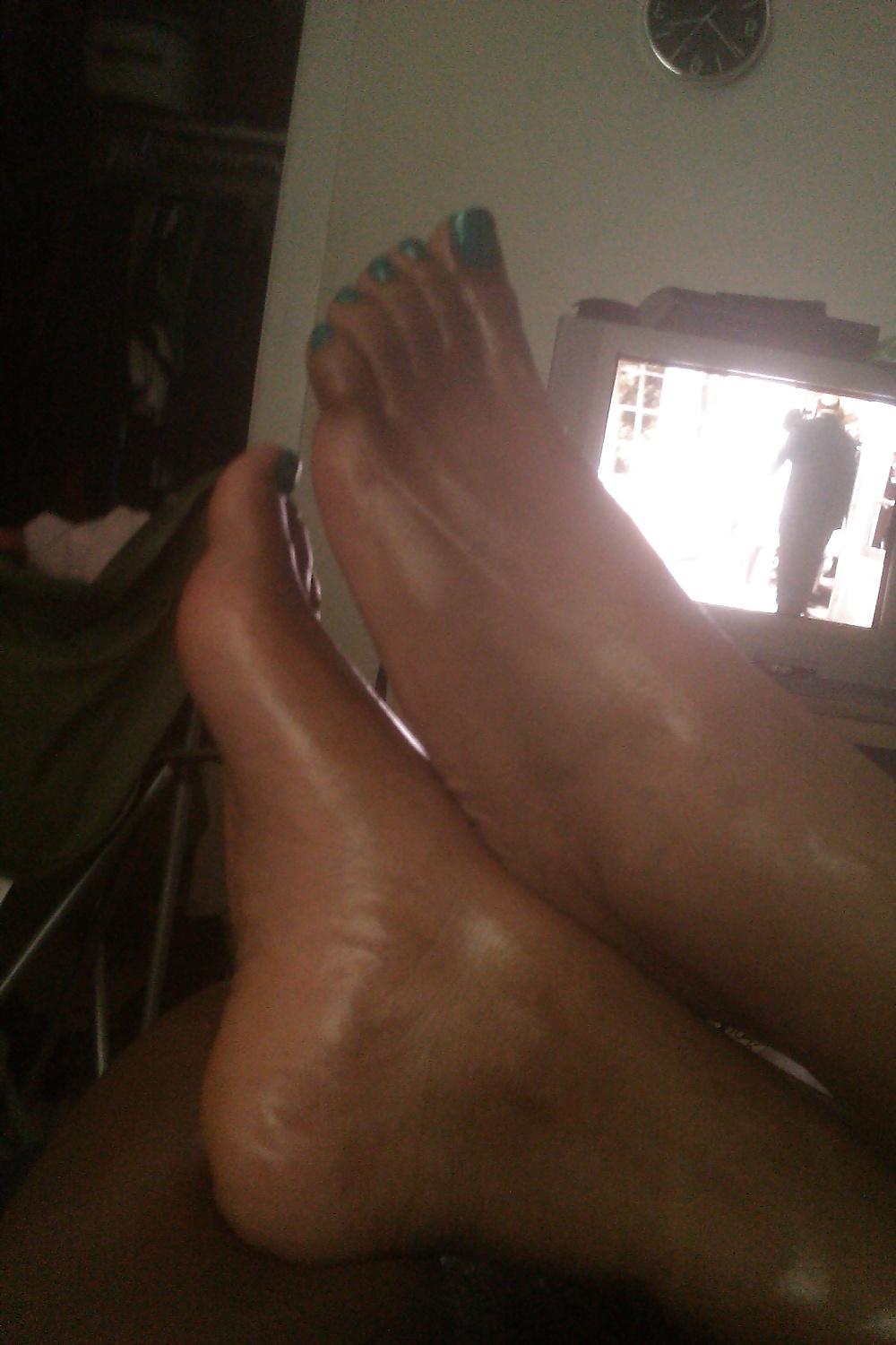 21P My footjobs