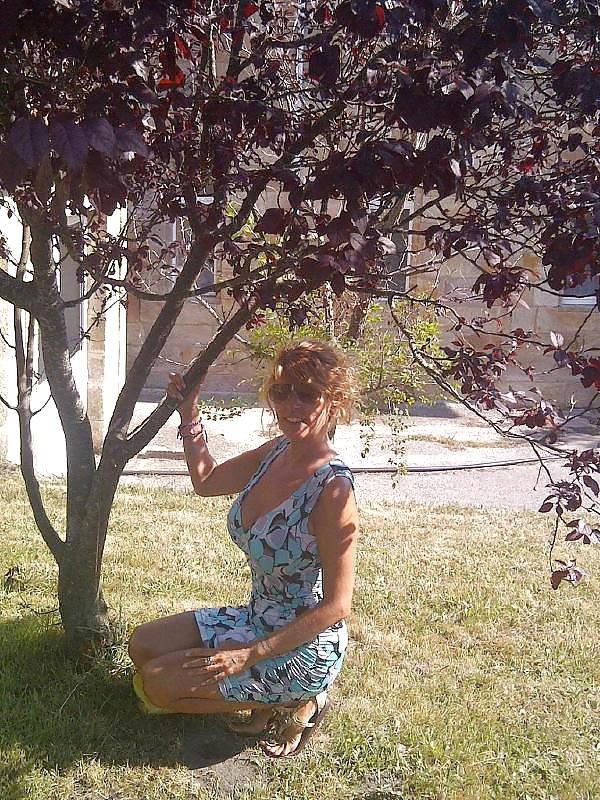 25P BUSTY BLONDE MILF Ana Vilar NYLON MATURE SLUT 