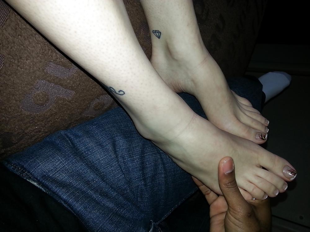 12P Footjob from Amanda