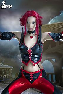 25P Naked Cosplay: Bloodrayne