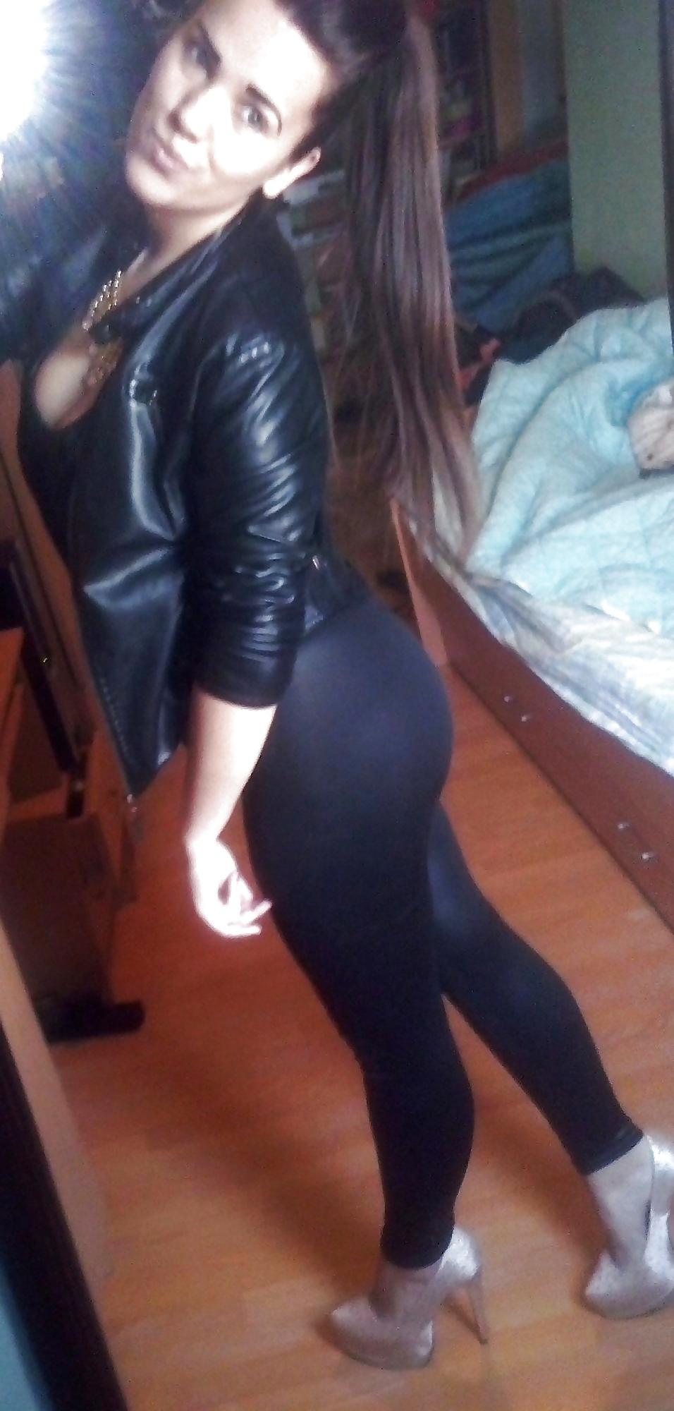 25P Macedonian and Serbian girls in yoga pants 