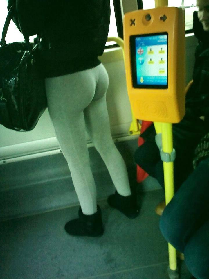25P Macedonian and Serbian girls in yoga pants 