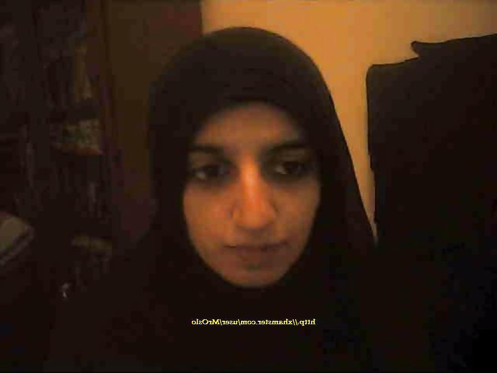 13P Beautiful Pakistani young girl