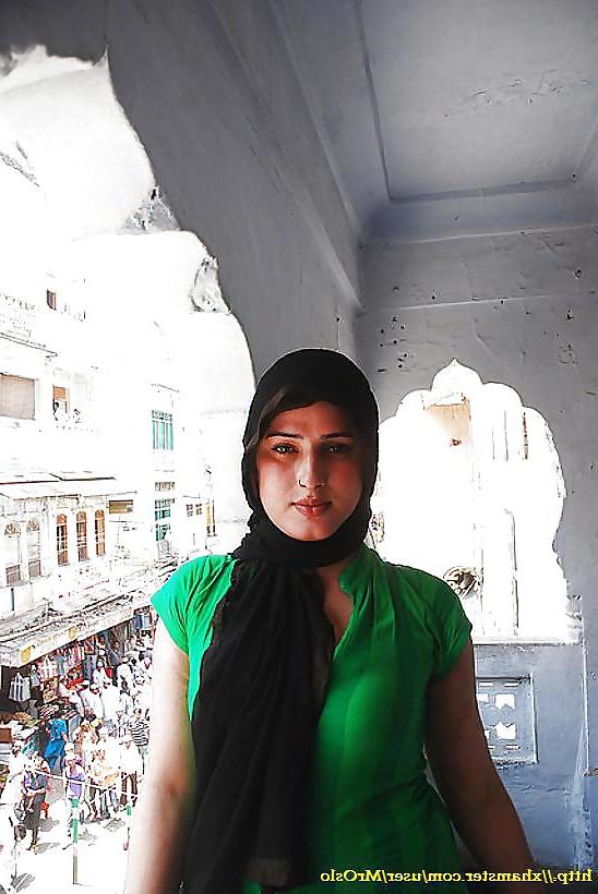 25P Pakistani Big Boobs Peshawari VIP Whore