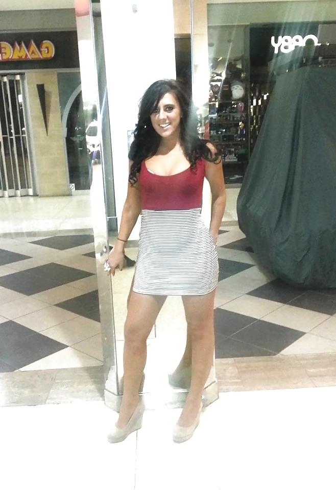 19P A Little Hottie I Know(and her mom)