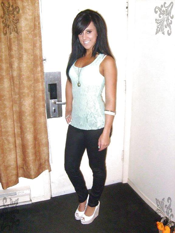 19P A Little Hottie I Know(and her mom)