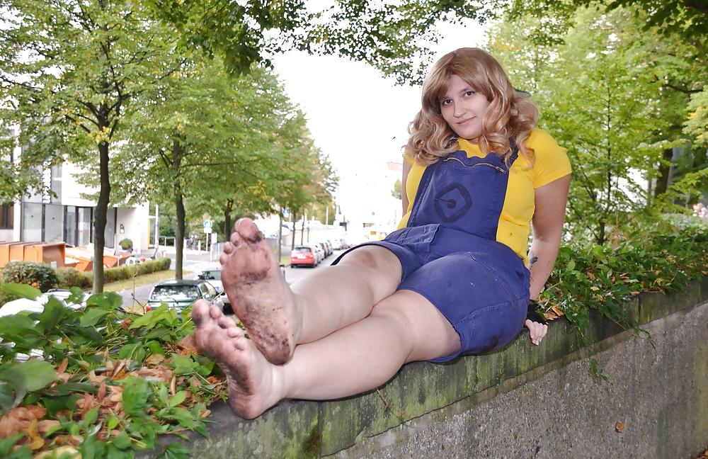 25P Dirty Feet - Street Feet