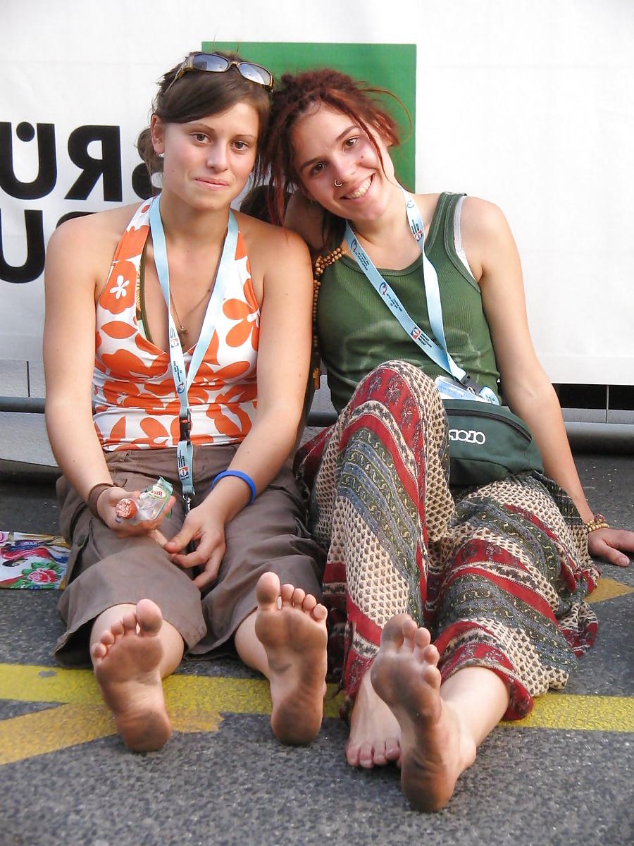 25P Dirty Feet - Street Feet
