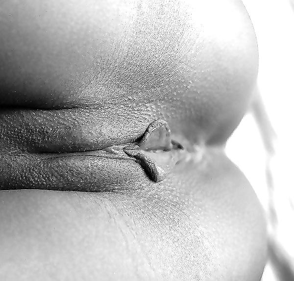 11P Sensual Pictures