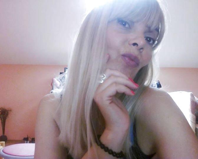 17P Two Sexy Serbian Milfs