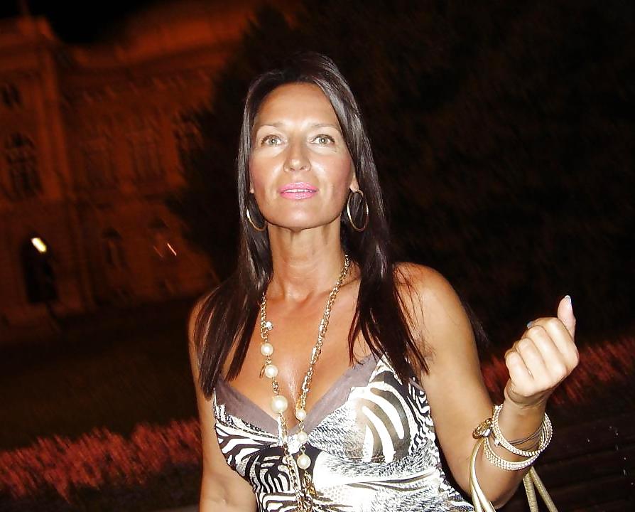 17P Two Sexy Serbian Milfs
