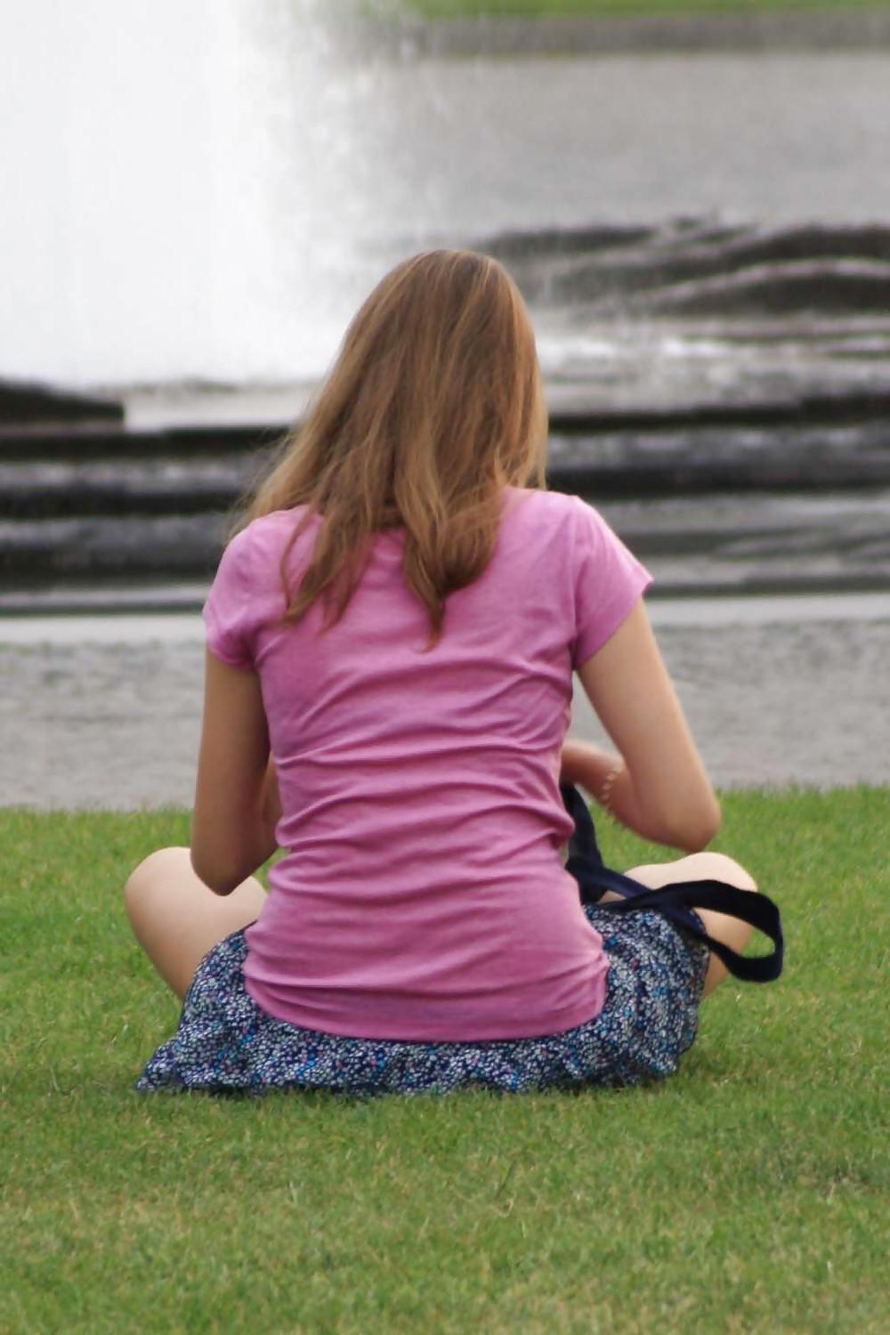 9P Skinny brunette girl with blue skirt