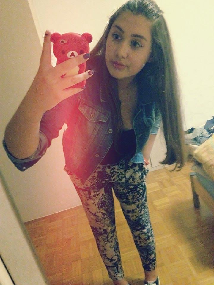 17P Little teen slut Sarah