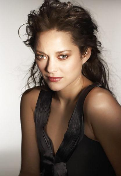 25P Marion Cotillard - French actress