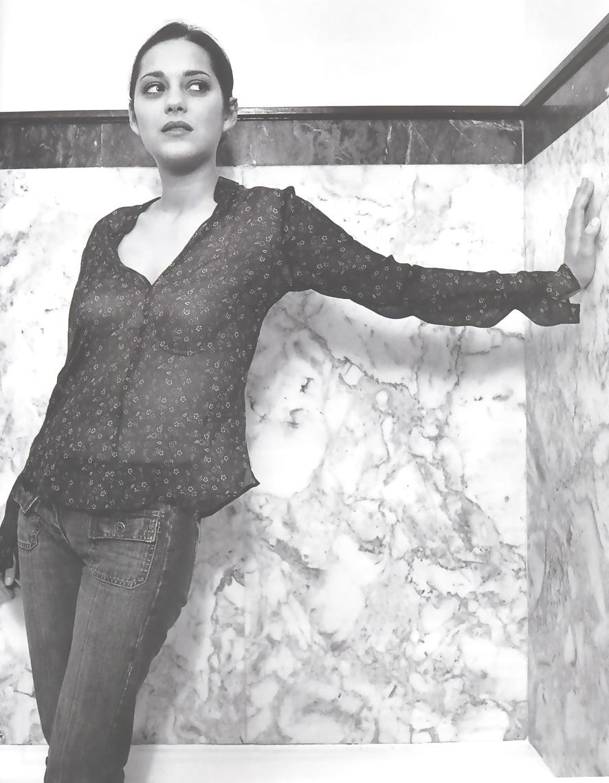 25P Marion Cotillard - French actress