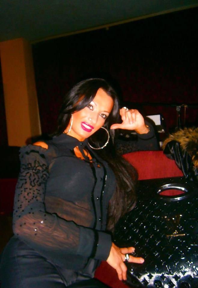 25P Sexy Serbian Milf