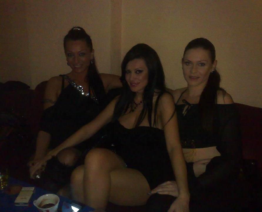 25P Sexy Serbian Milf