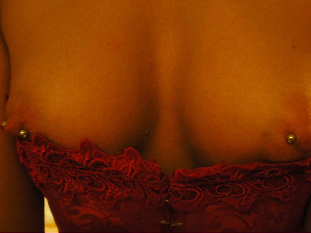10P My red corset
