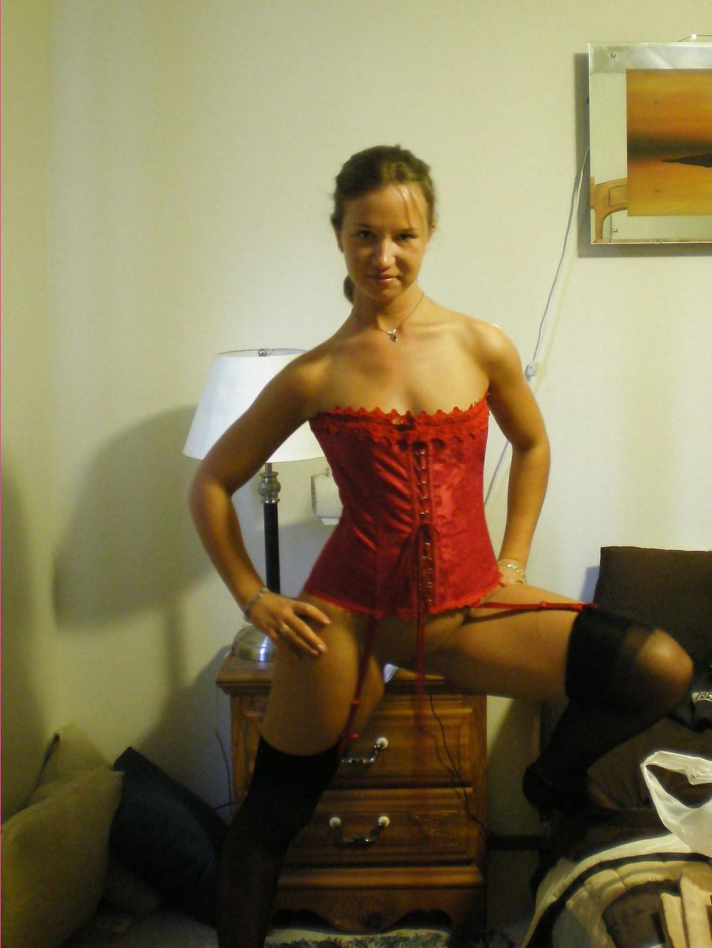 10P My red corset
