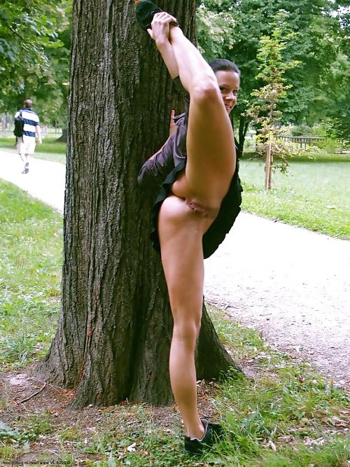 18P Teens Forest Girls