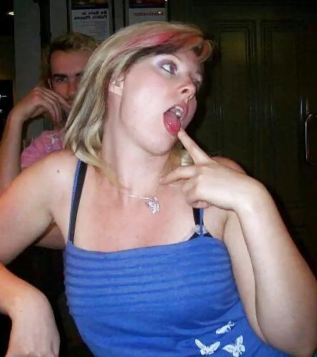 12P Dirty blonde babe