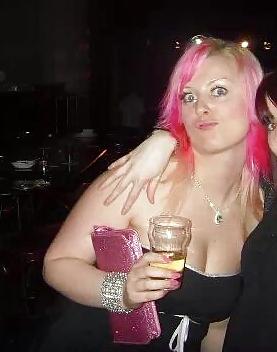 12P Dirty blonde babe