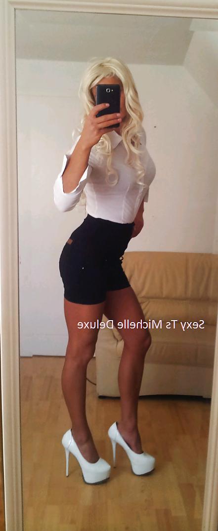 13P Hot blonde michelle deluxe in mega sexy dress