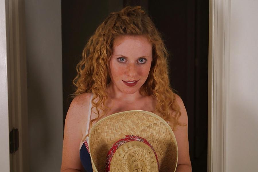 25P Kira the Little Redhead 37