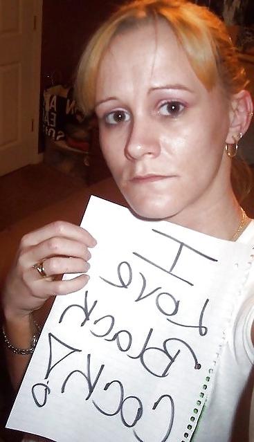 7P Signs and body writing 