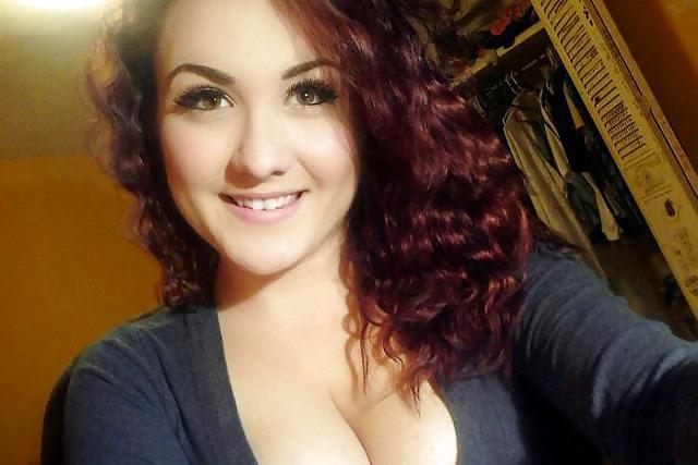 17P Busty Amatuer 30