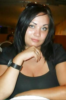 15P Busty Amatuer 25