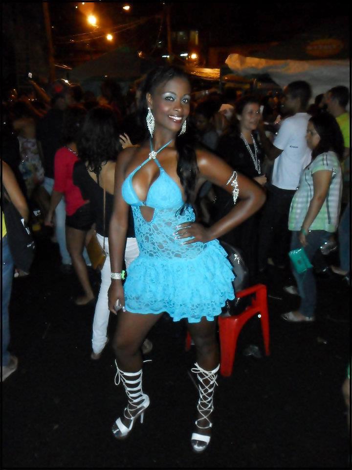 16P Black Beauty Aline