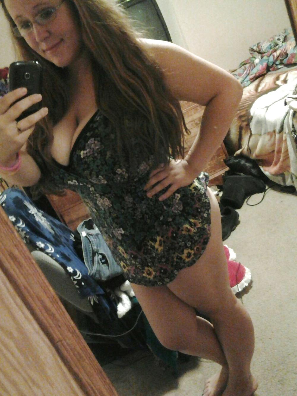 12P Busty Amatuer 35