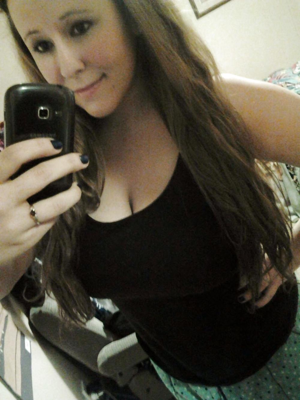 12P Busty Amatuer 35
