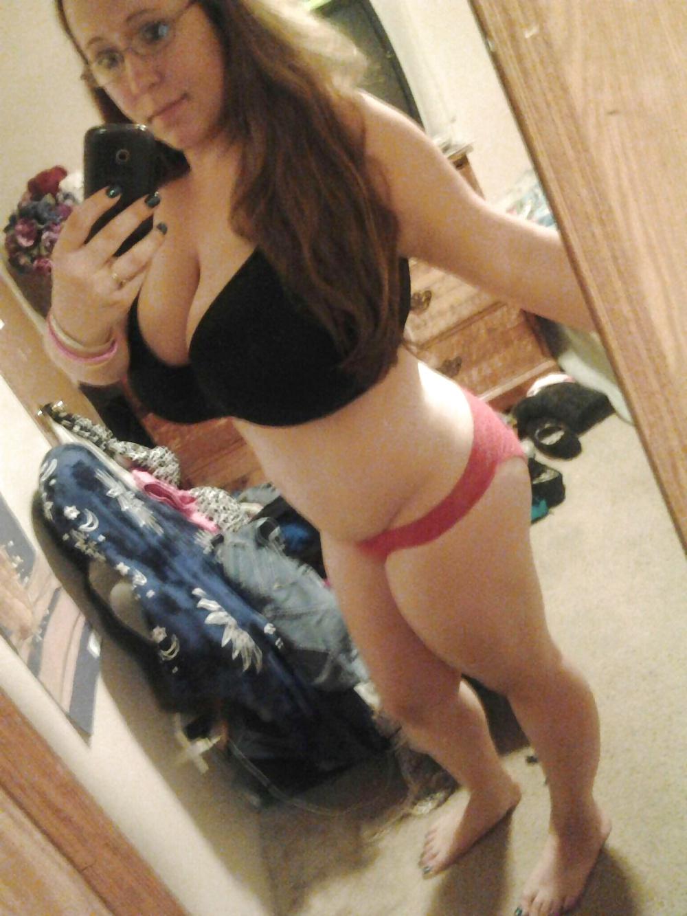 12P Busty Amatuer 35