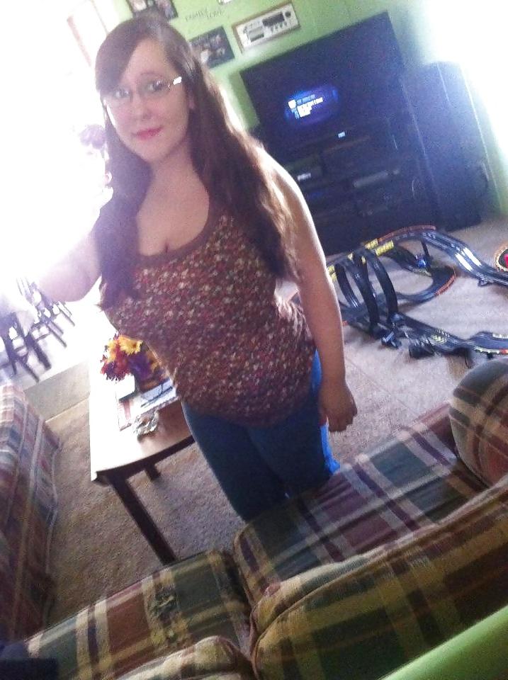 12P Busty Amatuer 35