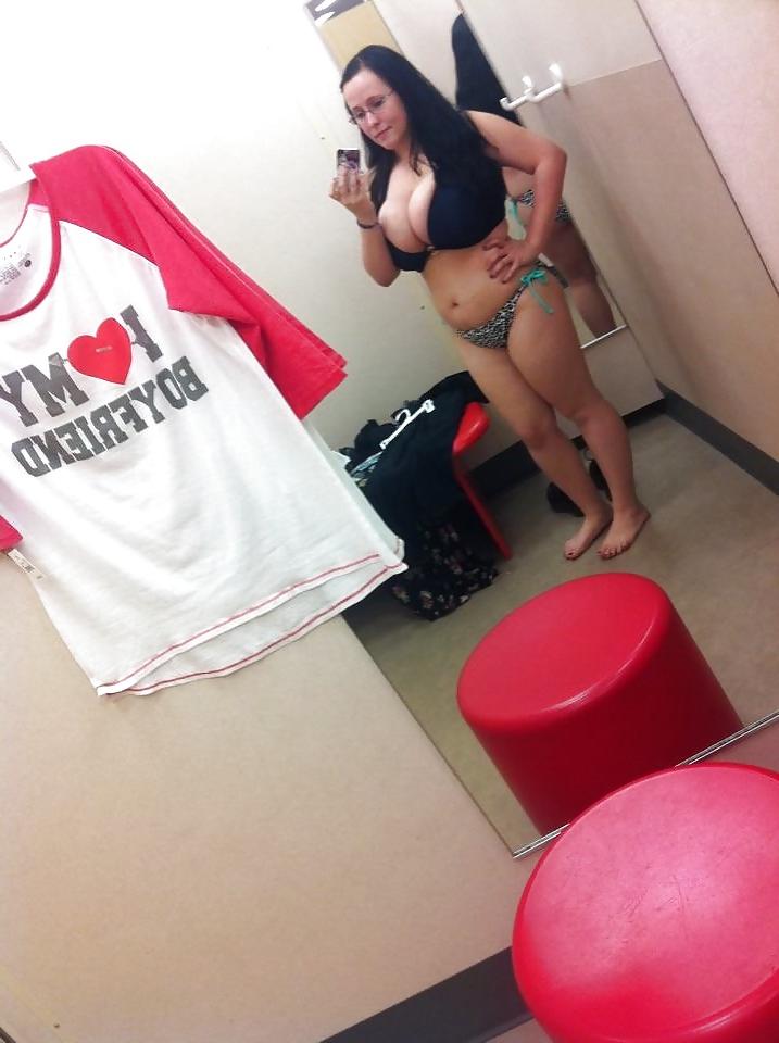 12P Busty Amatuer 35