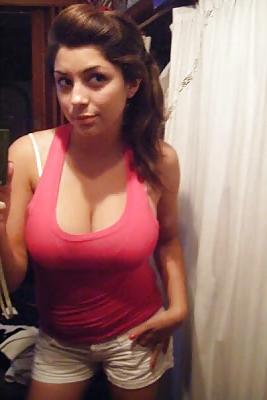 16P Busty Amatuer 33