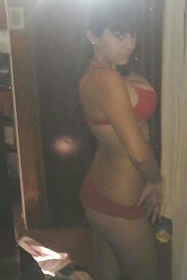 16P Busty Amatuer 33