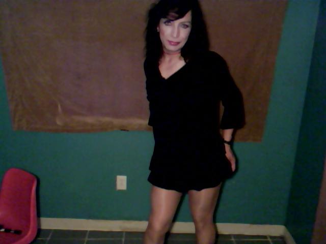 25P Sexy mini dress and skirt pics