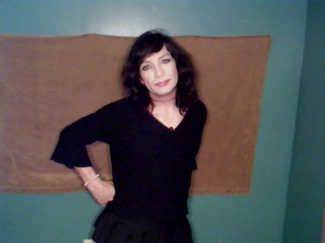 25P Sexy mini dress and skirt pics