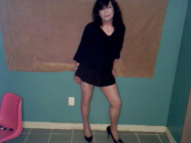 25P Sexy mini dress and skirt pics