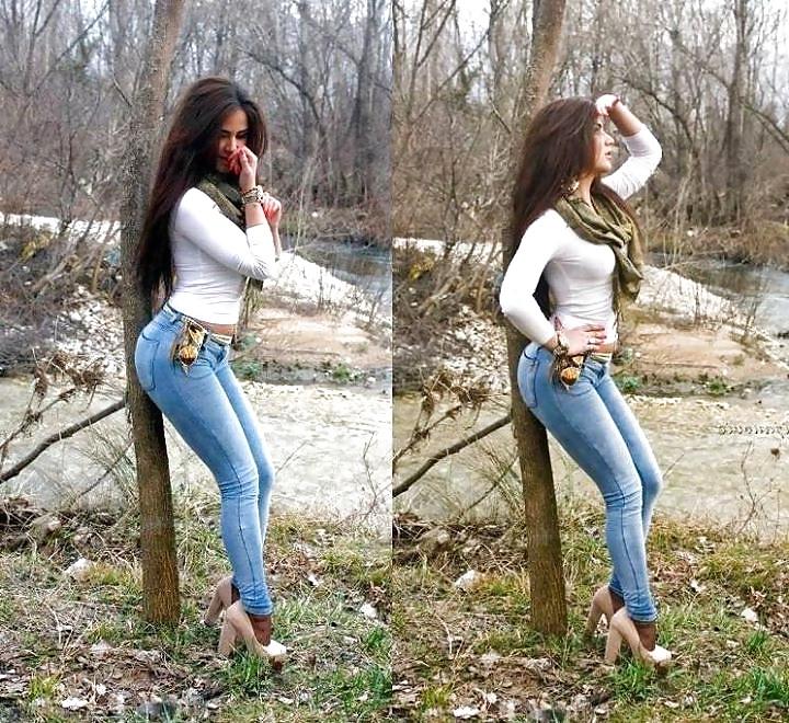 25P Serbian facebook tight ass